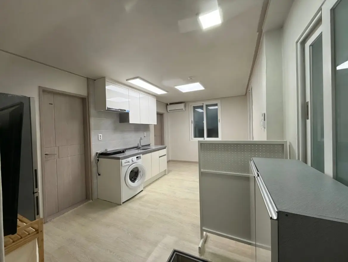 북 CGV 도보 3분 죽도시장 차량 5분이내 월세 200 / 37 | 당근 부동산_img_2.png