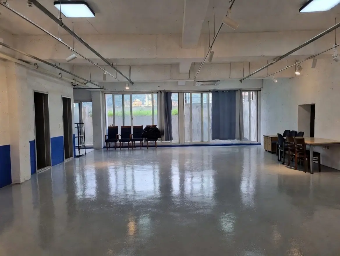 성남여중고앞 대로변 월세 2,000 / 100 | 당근 부동산_img_2.png