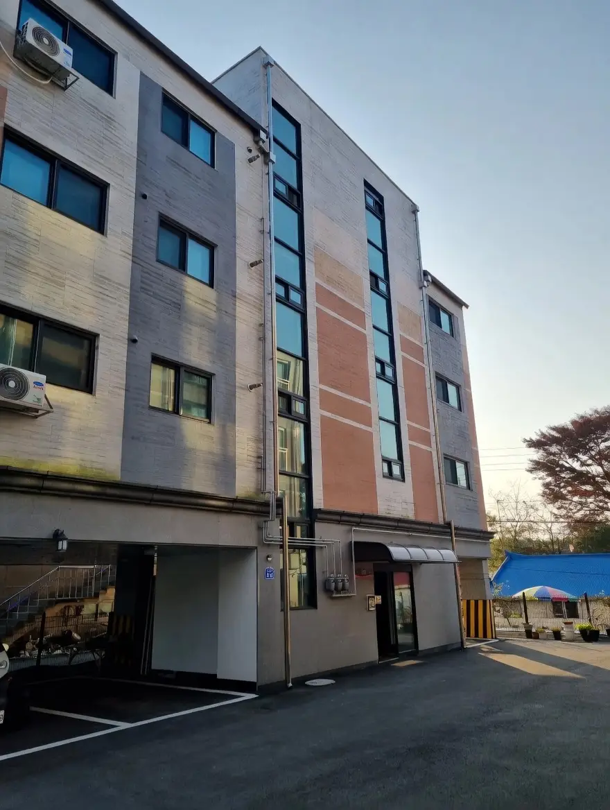 안면도 백사장항 내 유일한 빌라 매매 8,800 | 당근 부동산_img_2.png