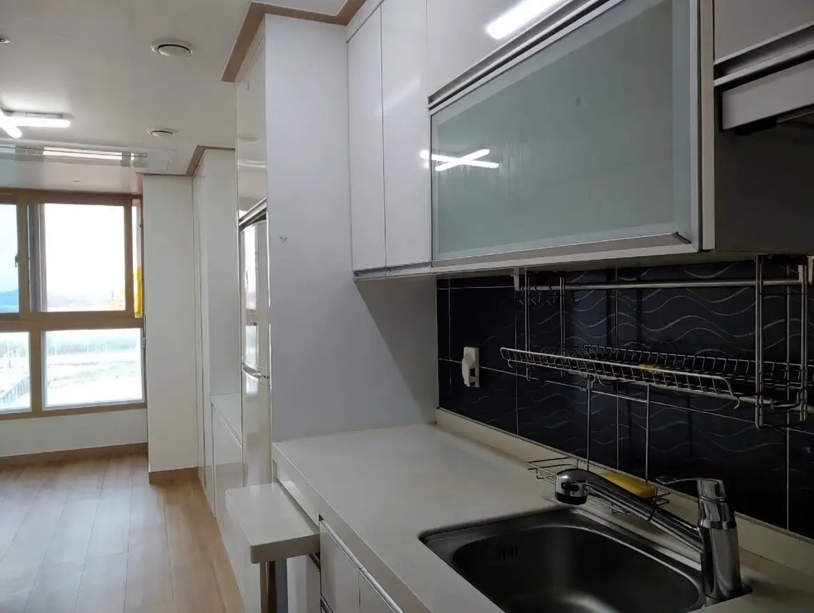 알파시티 월세 300 / 30 | 당근 부동산_img_2.png