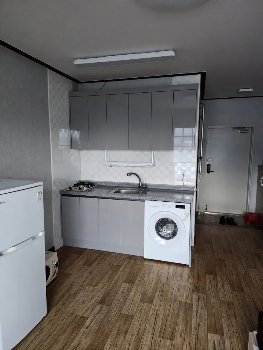 왕방초등학교 도보 3분 월세 500 / 30 | 당근 부동산_img_2.png