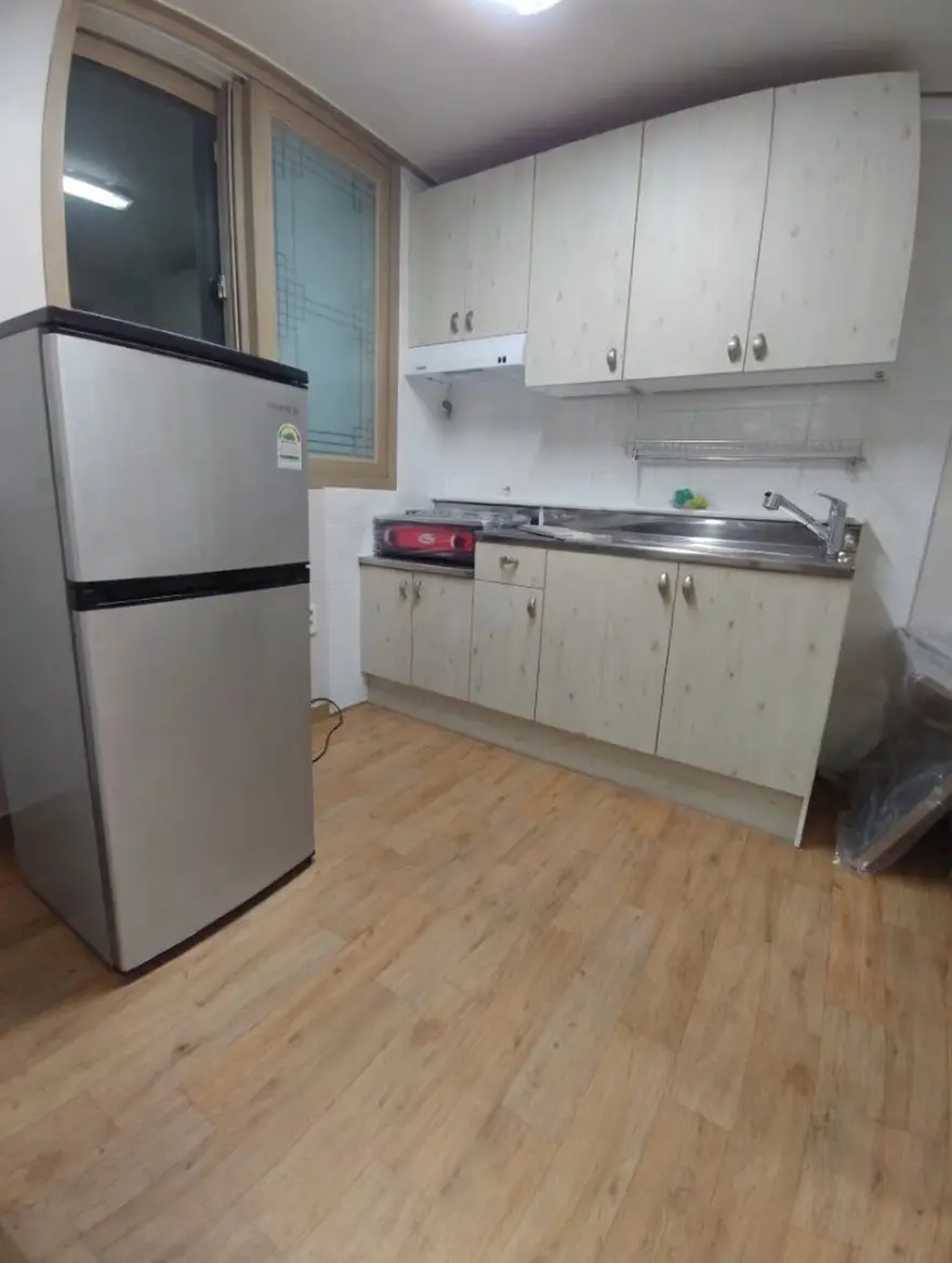 월세 200 / 30 | 당근 부동산_img_2.png