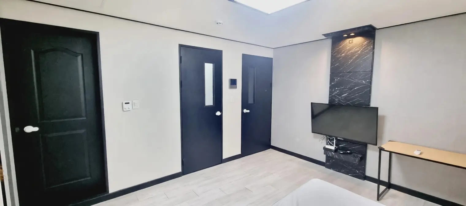 진량공단 인근 월세 200 / 35 | 당근 부동산_img_2.png