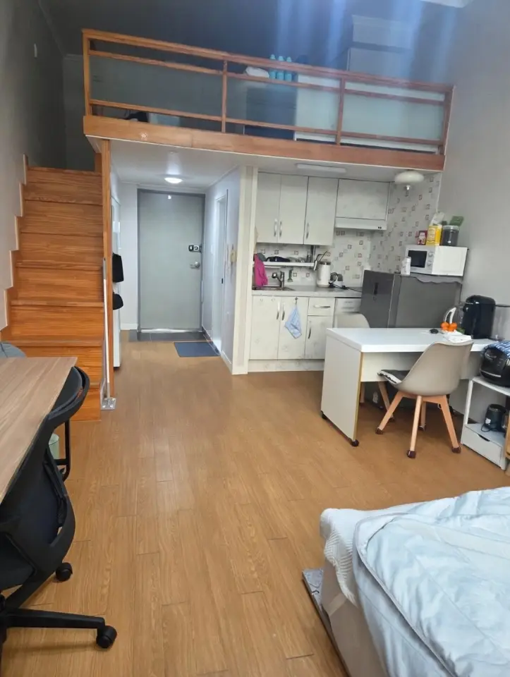 80만원 지원 월세 300 / 33 | 당근 부동산_img_1.png
