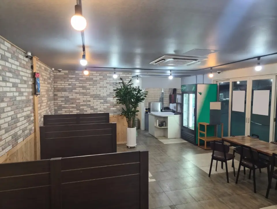 강정이 기가막혀, 송죽식당 월세 500 / 67 | 당근 부동산_img_2.png