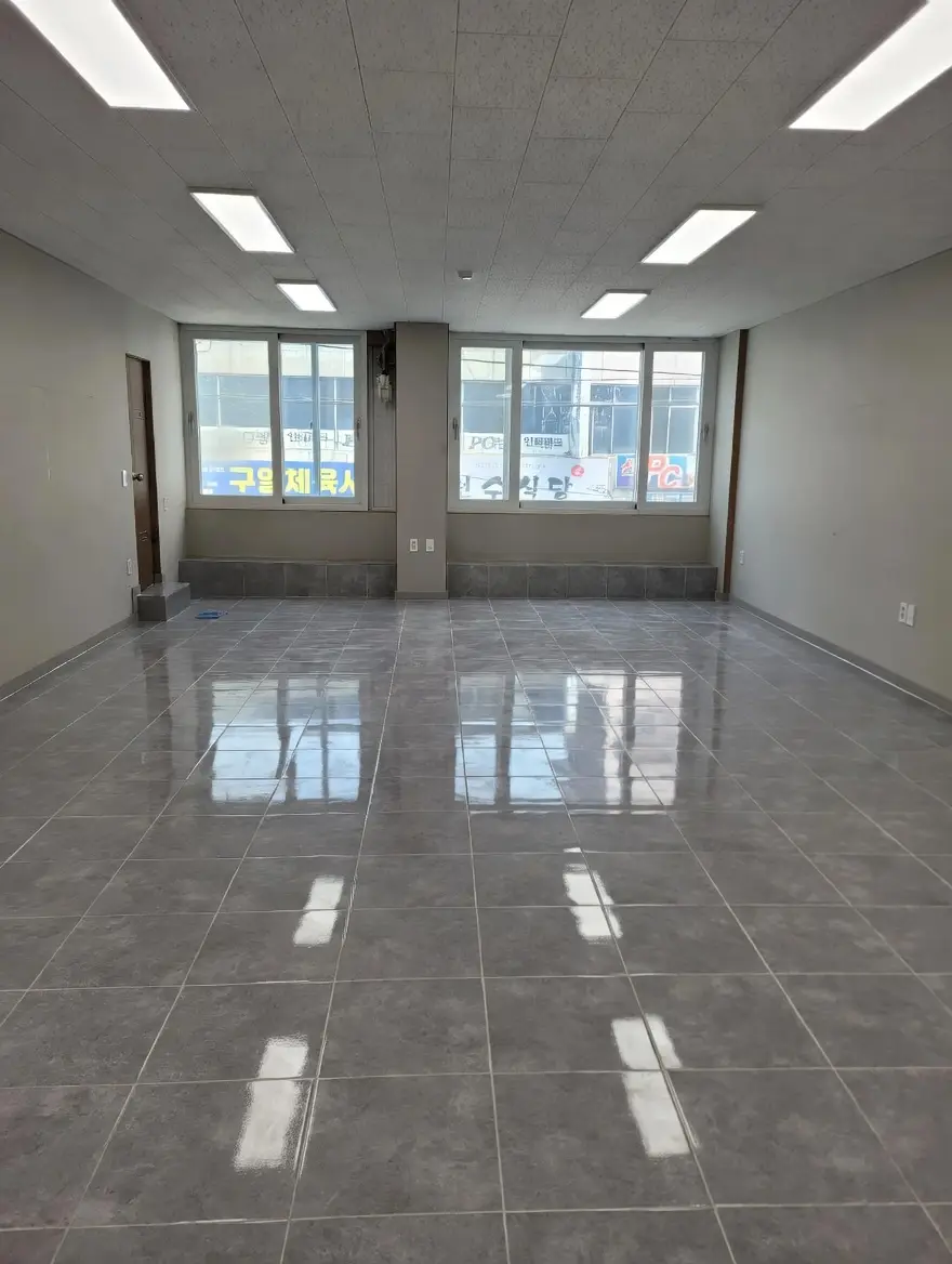 농협중앙회 1분거리 월세 500 / 50 | 당근 부동산_img_2.png