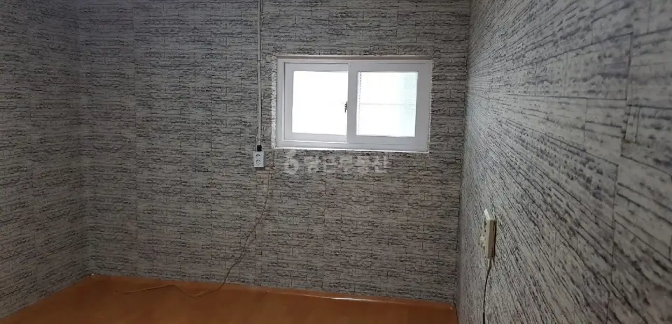 보산역 도보 10분 월세 100 / 26 | 당근 부동산_img_2.png
