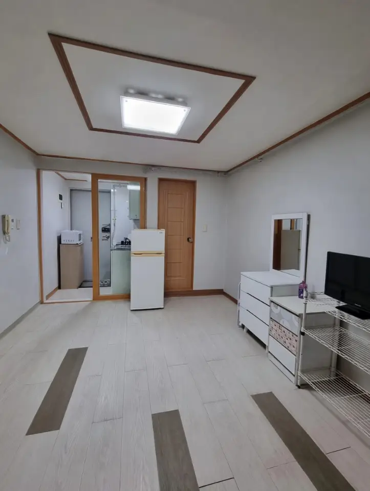 시청 도보 5분 월세 100 / 27 | 당근 부동산_img_2.png