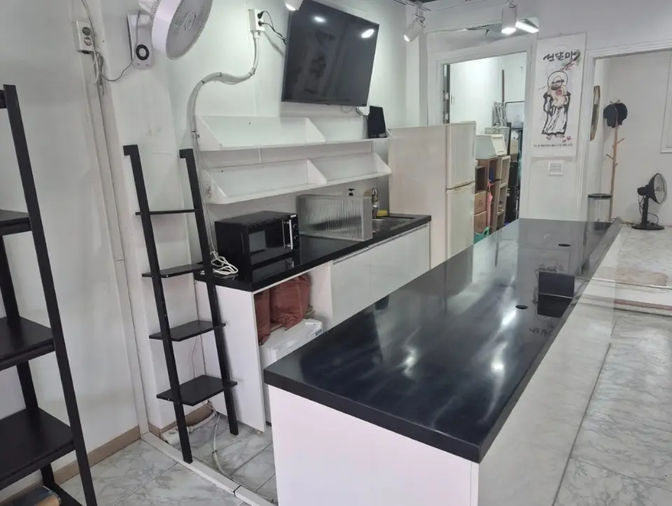연산사거리 코너 월세 500 / 30 | 당근 부동산_img_2.png