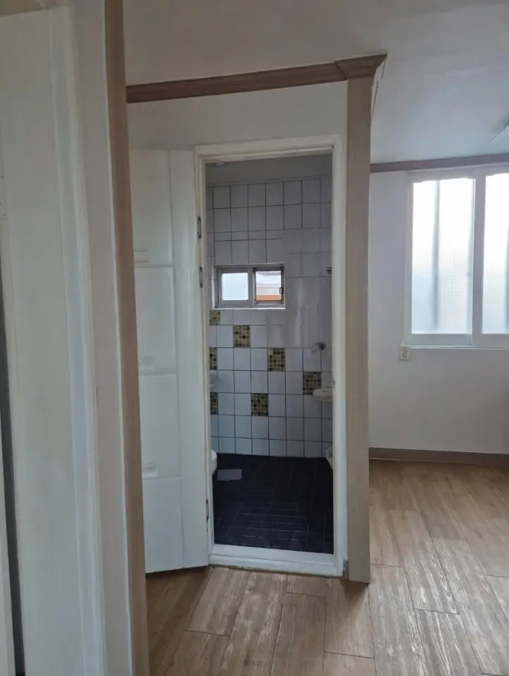 오치동먹자골목위주택 월세 300 / 30 | 당근 부동산_img_2.png