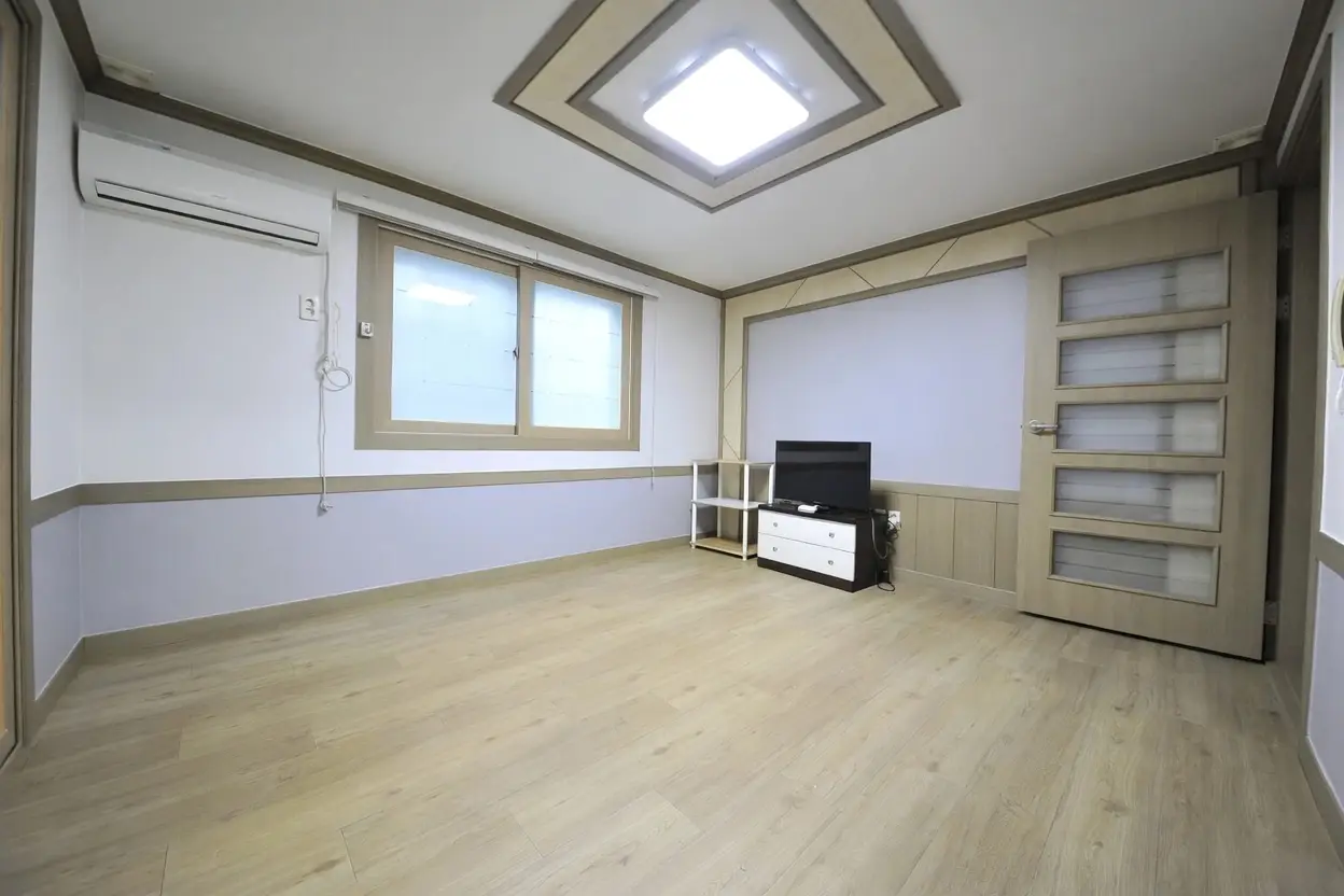 월세 200 / 25 | 당근 부동산_img_1.png