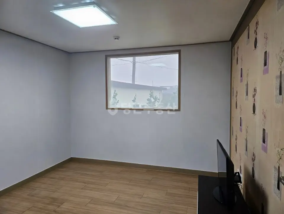 월세 200 / 40 | 당근 부동산_img_2.png