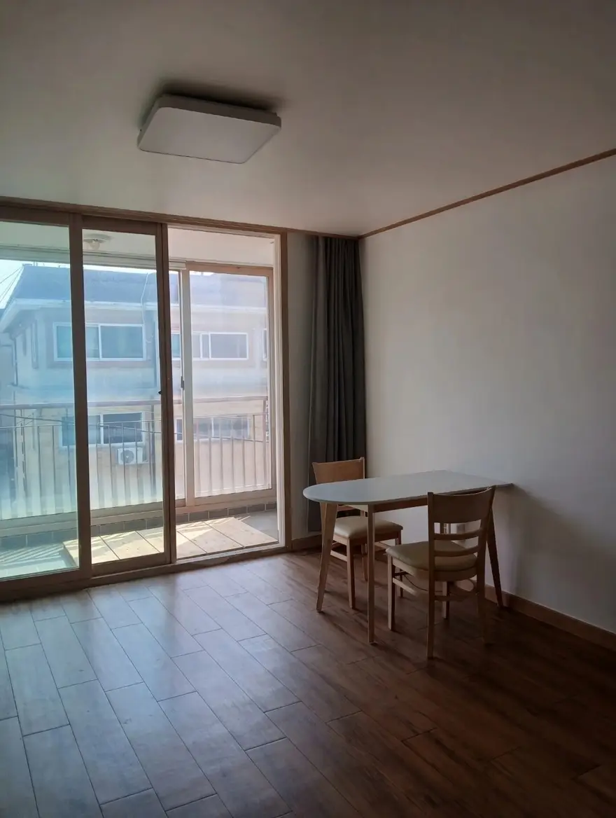 월세 2,000 / 80 | 당근 부동산_img_2.png