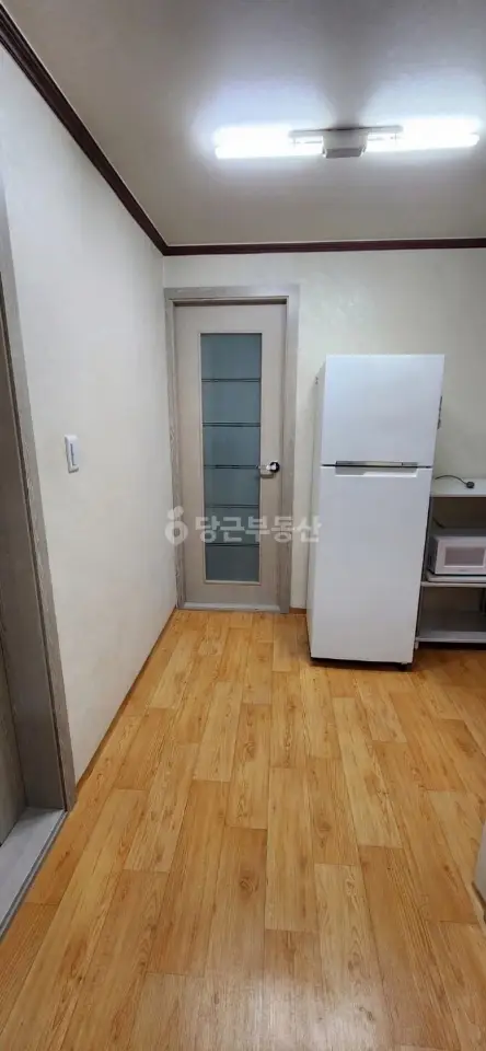 월세 300 / 30 | 당근 부동산_img_2.png