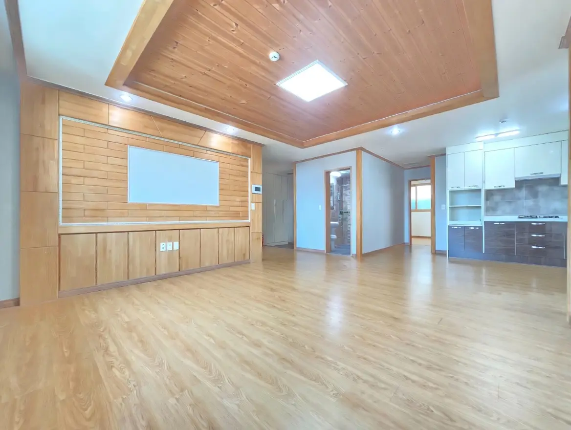 월세 5,000 / 75 | 당근 부동산_img_2.png