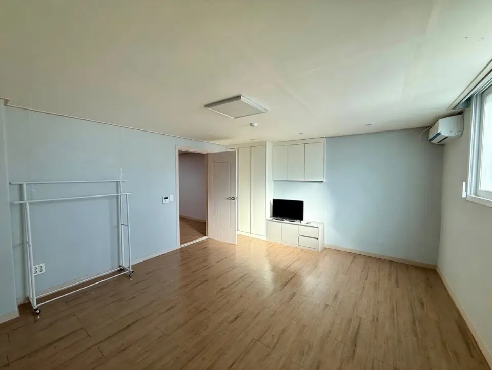 장항 새마을금고 건너편 월세 300 / 45 | 당근 부동산_img_2.png