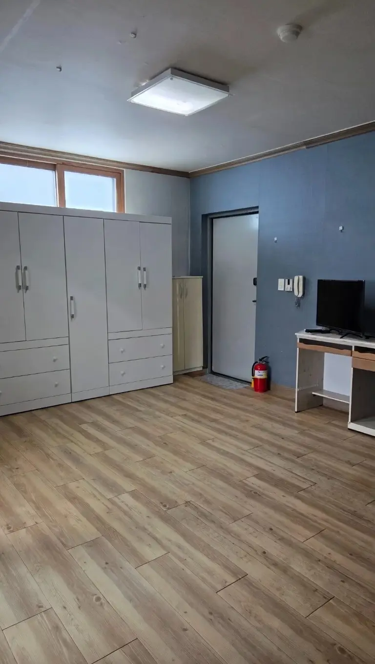 제일아파트와 중앙여고 사이 위치 월세 300 / 26 | 당근 부동산_img_2.png