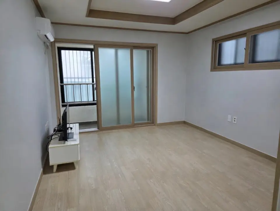 청봉초등학교, 국민체육센터 도보가능 월세 400 / 45 | 당근 부동산_img_2.png