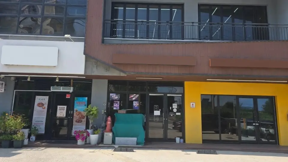 grace빌딩 월세 2,000 / 80 | 당근 부동산_img_2.png